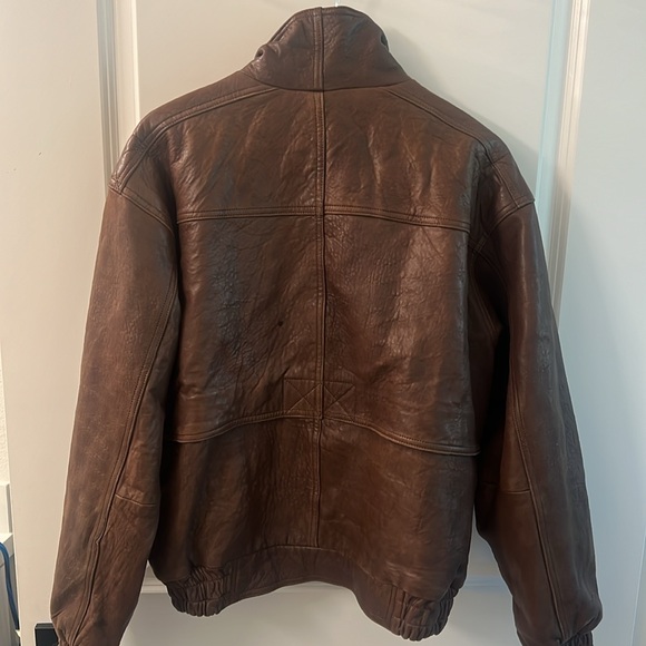 Vintage American Outerwear Leather Jacket - Picture 9 of 16